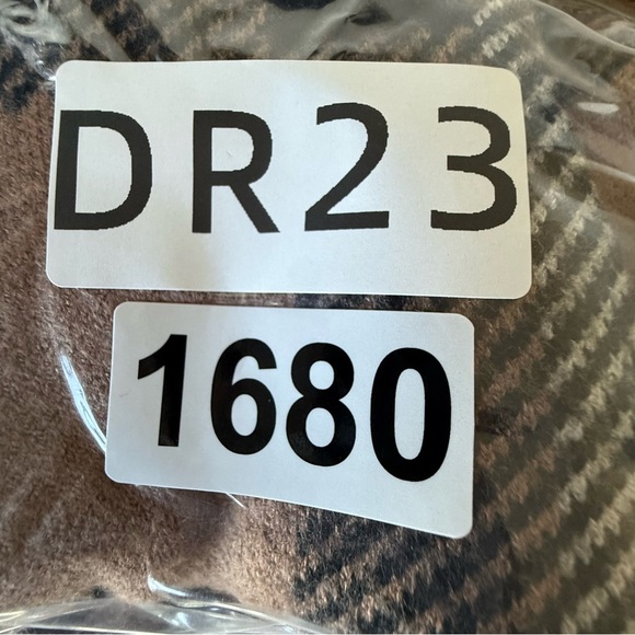 Max Studio brown black pullover plaid v-neck sweater plus size 2X - Picture 7 of 7